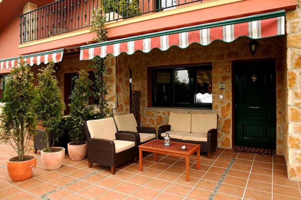 Villa Brandán - Villa con piscina privada para 12p Villaviciosa  Esterno foto